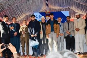 M Yaqoob Khan with the TDC Australia Youth Wing
